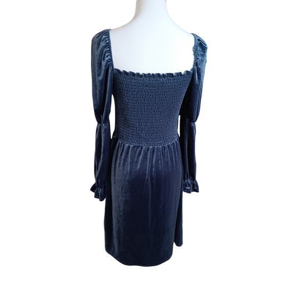 NEW MACY'S‎ Smocked Velvet Dress Square Neck Puff Sleeves Blue Size Medium - Picture 9 of 14